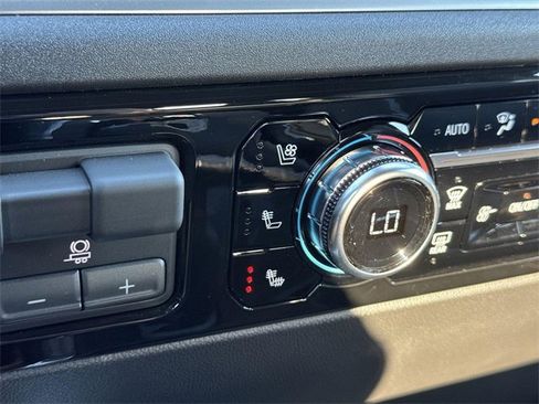 New 2026 GMC Sierra 1500 SLT w/ SLT Premium Plus Package image 17