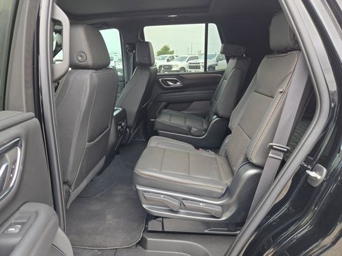 Used 2023 Chevrolet Tahoe High Country AWD/4WD image 14