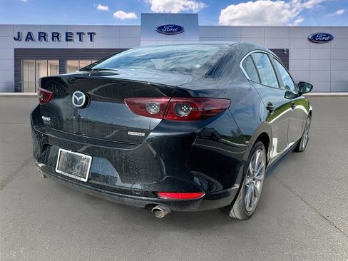 Used 2020 MAZDA MAZDA3 Sedan w/ Select Package FWD image 4