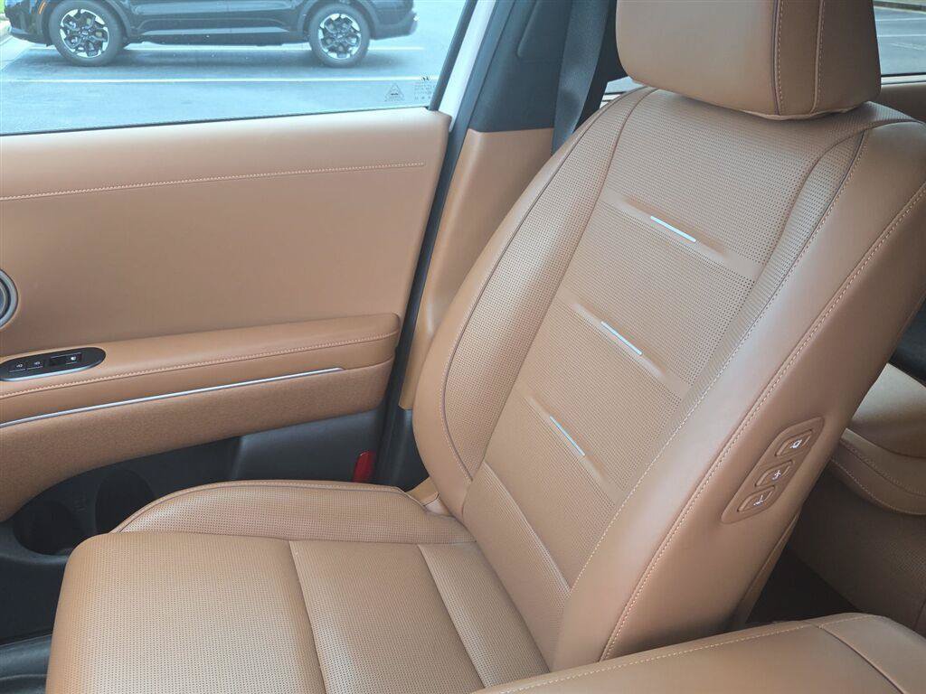 Used 2026 Hyundai Palisade Calligraphy FWD image 6