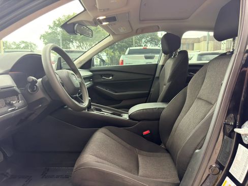 Used 2023 Honda Accord EX image 13