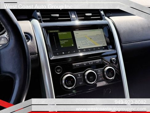 Used 2018 Land Rover Discovery HSE Luxury AWD/4WD image 27