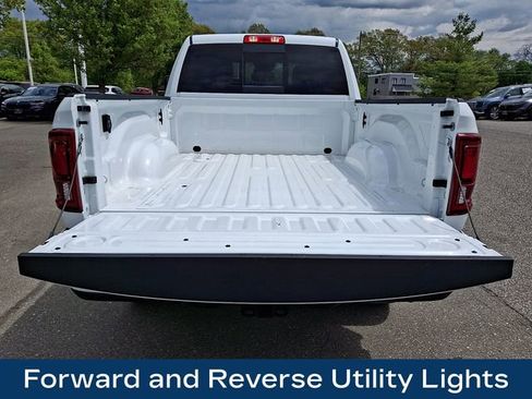 Used 2026 RAM 2500 Laramie AWD/4WD image 32