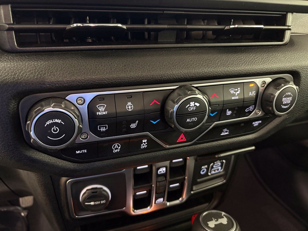 Used 2025 Jeep Wrangler Unlimited Sport AWD/4WD image 26