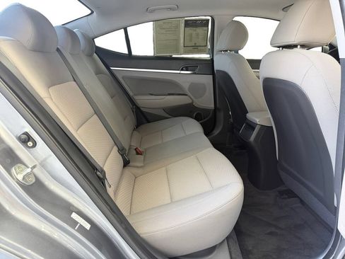 Used 2019 Hyundai Elantra Value Edition FWD image 18