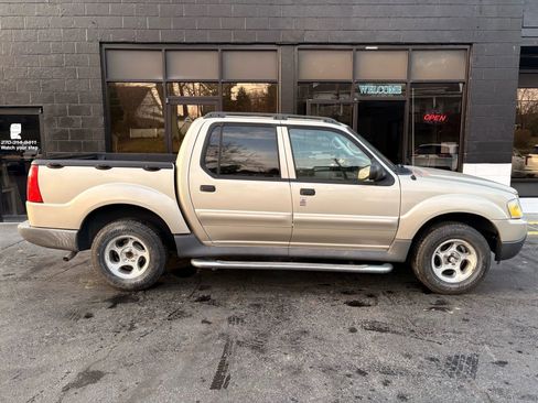 Used 2005 Ford Explorer Sport Trac XLS image 6