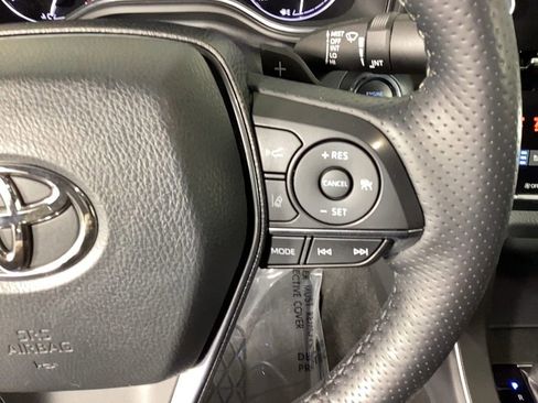 Used 2021 Toyota Avalon Touring image 20