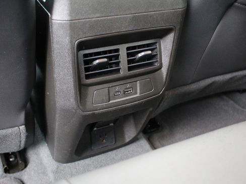 Used 2023 Chevrolet Colorado Z71 image 44