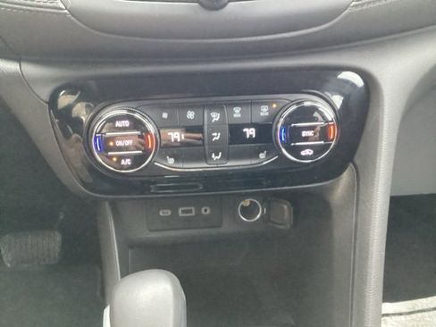 Used 2023 Buick Encore GX Select w/ Sport Touring Package image 21