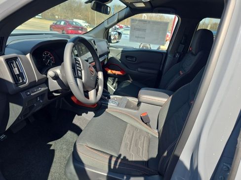 New 2026 Nissan Frontier PRO-4X w/ Pro-4x Convenience Package image 17