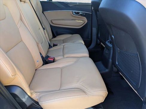 Used 2025 Volvo XC90 T8 Ultra w/ Protection Package Premier image 18