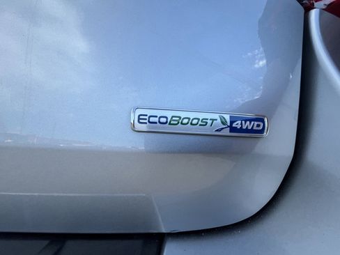 Used 2020 Ford Explorer Limited image 11