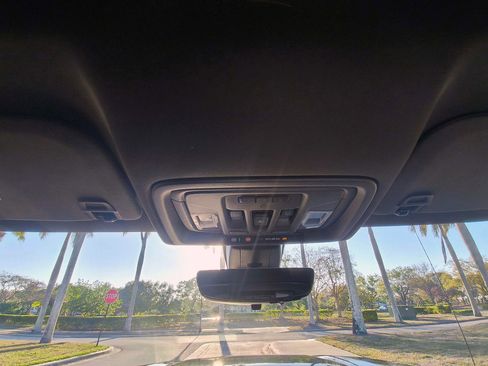 Used 2019 GMC Sierra 1500 Denali w/ Technology Package image 26