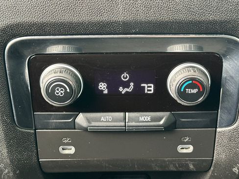 Used 2024 Chevrolet Tahoe LT image 41