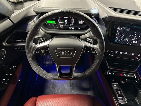 Certified 2024 Audi RS e-tron GT image 13