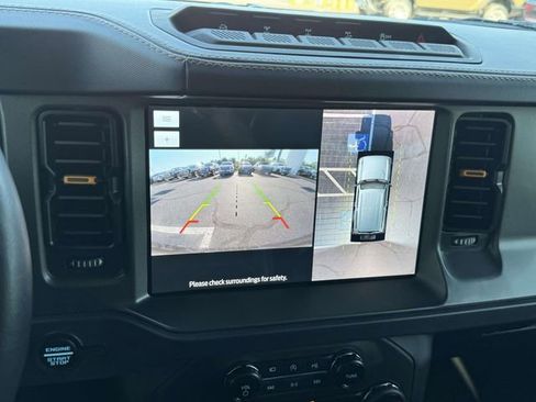 Used 2024 Ford Bronco Badlands image 18
