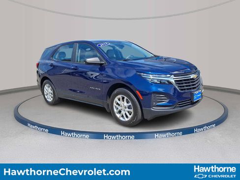 Used 2023 Chevrolet Equinox LS w/ LPO, Floor Liner Package AWD/4WD image 1