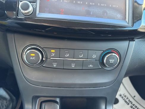 Used 2019 Nissan Sentra S w/ Appearance Package image 18