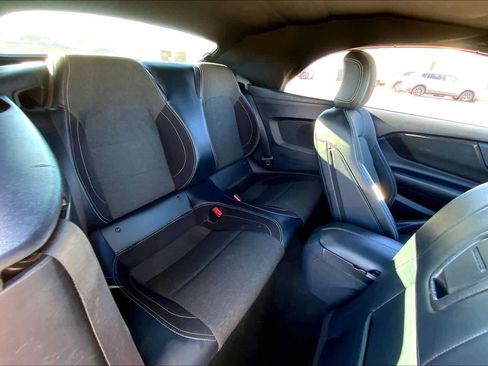 Used 2024 Ford Mustang Convertible image 19