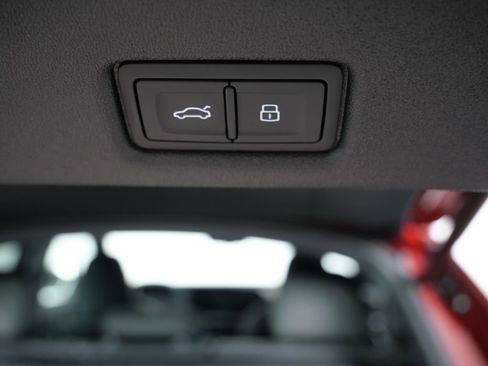 New 2026 Audi SQ5 Premium Plus image 28