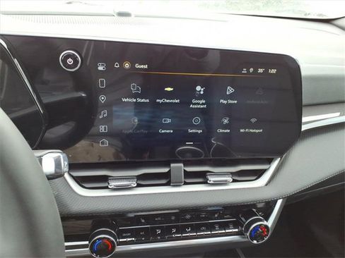 New 2026 Chevrolet Equinox LT w/ Convenience Package II image 11