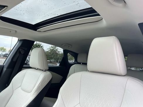 Used 2024 Lexus RX 350 Premium Plus w/ Convenience Package AWD/4WD image 33
