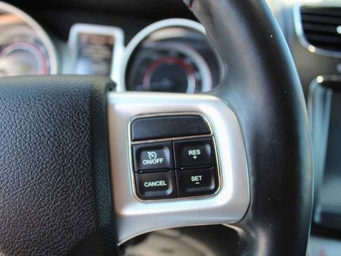 Used 2019 Dodge Journey GT image 18