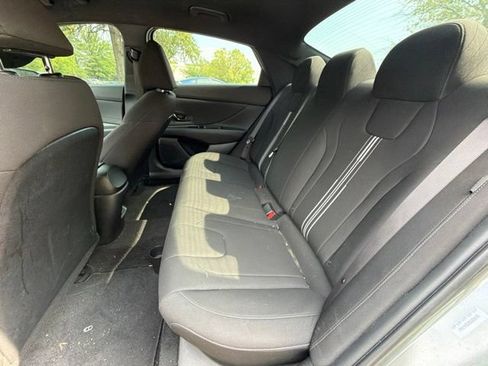 Used 2025 Hyundai Elantra Sport FWD image 20