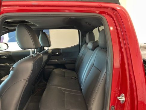 Used 2021 Toyota Tacoma 4x4 Double Cab image 17