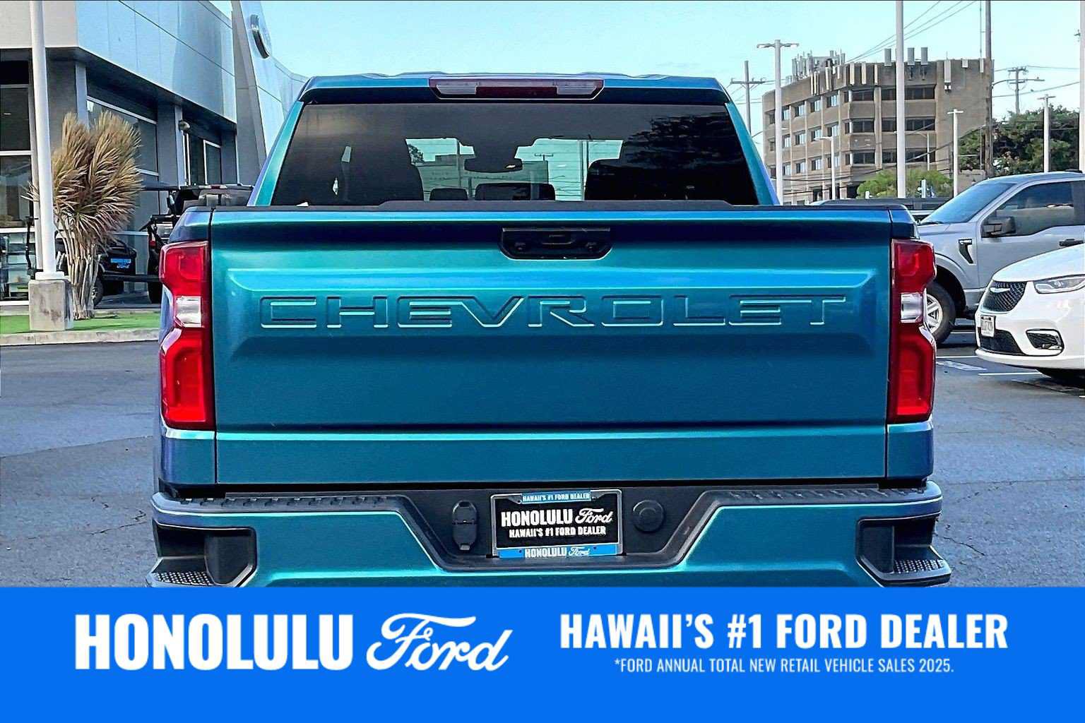Used 2024 Chevrolet Silverado 1500 RST RWD image 5