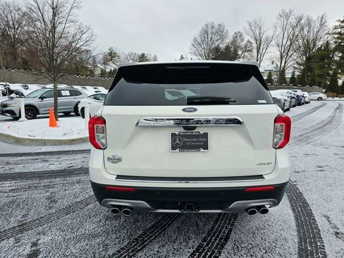 Used 2022 Ford Explorer King Ranch w/ Premium Technology Package AWD/4WD image 12