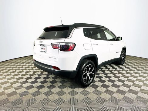 Certified 2024 Jeep Compass Limited AWD/4WD image 11