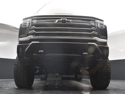 Used 2024 Chevrolet Silverado 2500 High Country w/ Midnight Edition image 30