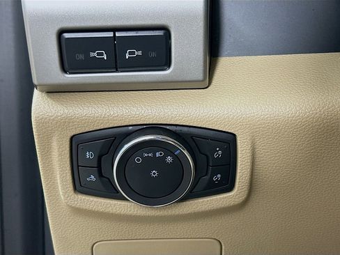 Used 2017 Ford F150 Lariat w/ Equipment Group 502A Luxury image 12