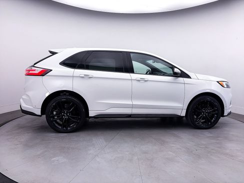 Used 2020 Ford Edge ST w/ Equipment Group 401A AWD/4WD image 43