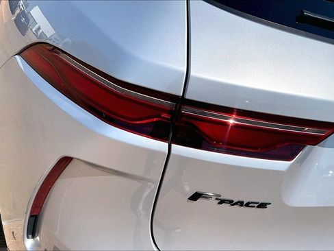 Used 2022 Jaguar F-PACE SVR AWD/4WD image 30