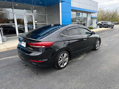 Used 2017 Hyundai Elantra Limited w/ Limited Ultimate Package 05 FWD image 8