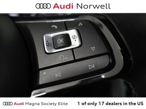 Used 2017 Volkswagen Golf 4-Door AWD/4WD image 25