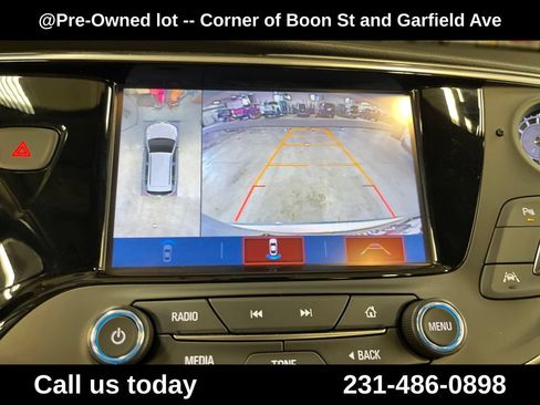 Used 2018 Buick Envision Premium w/ Driver Confidence Package AWD/4WD image 25