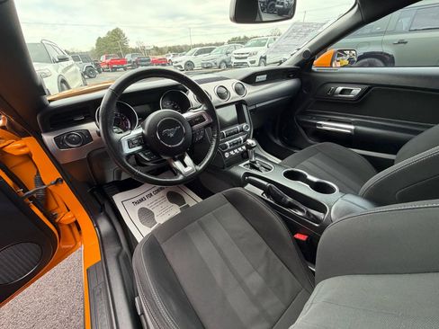 Used 2019 Ford Mustang Coupe w/ Equipment Group 101A RWD image 6