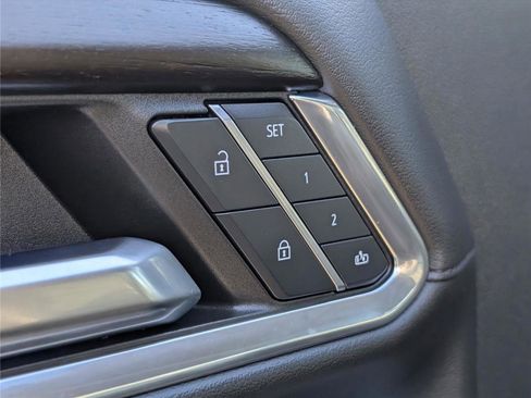 Used 2024 GMC Sierra 3500 Denali w/ Denali Reserve Package image 19