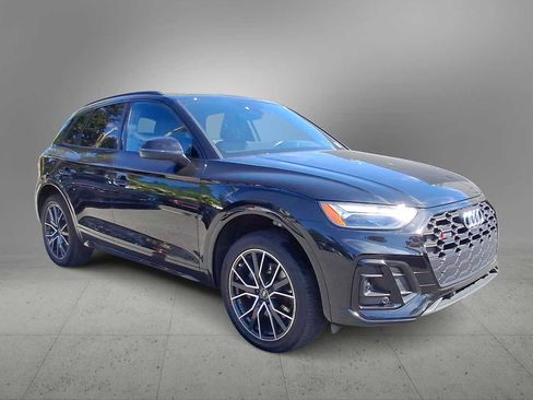 Used 2024 Audi SQ5 Premium Plus w/ Premium Plus Package AWD/4WD image 2