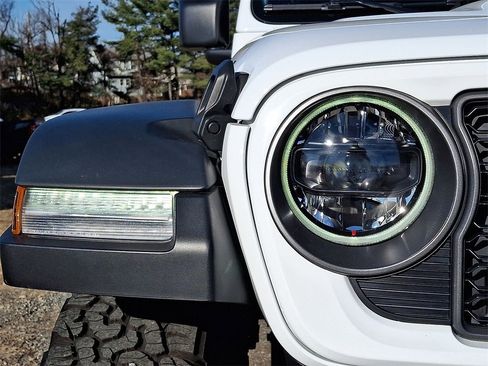 Used 2025 Jeep Wrangler Unlimited Rubicon 4xe w/ Safety Group image 28