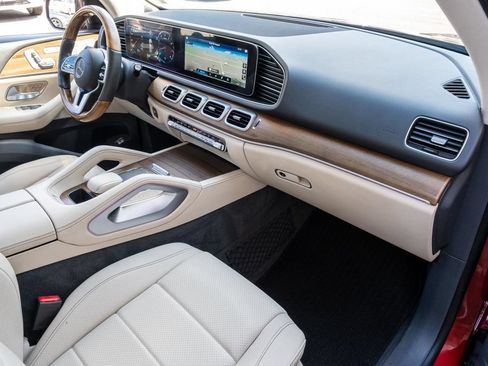 Used 2020 Mercedes-Benz GLE 350 4MATIC image 29