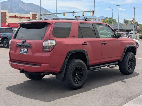 Used 2019 Toyota 4Runner SR5 Premium w/ Wilderness Package AWD/4WD image 3