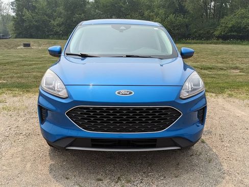 Certified 2021 Ford Escape SE w/ Cold Weather Package AWD/4WD image 8
