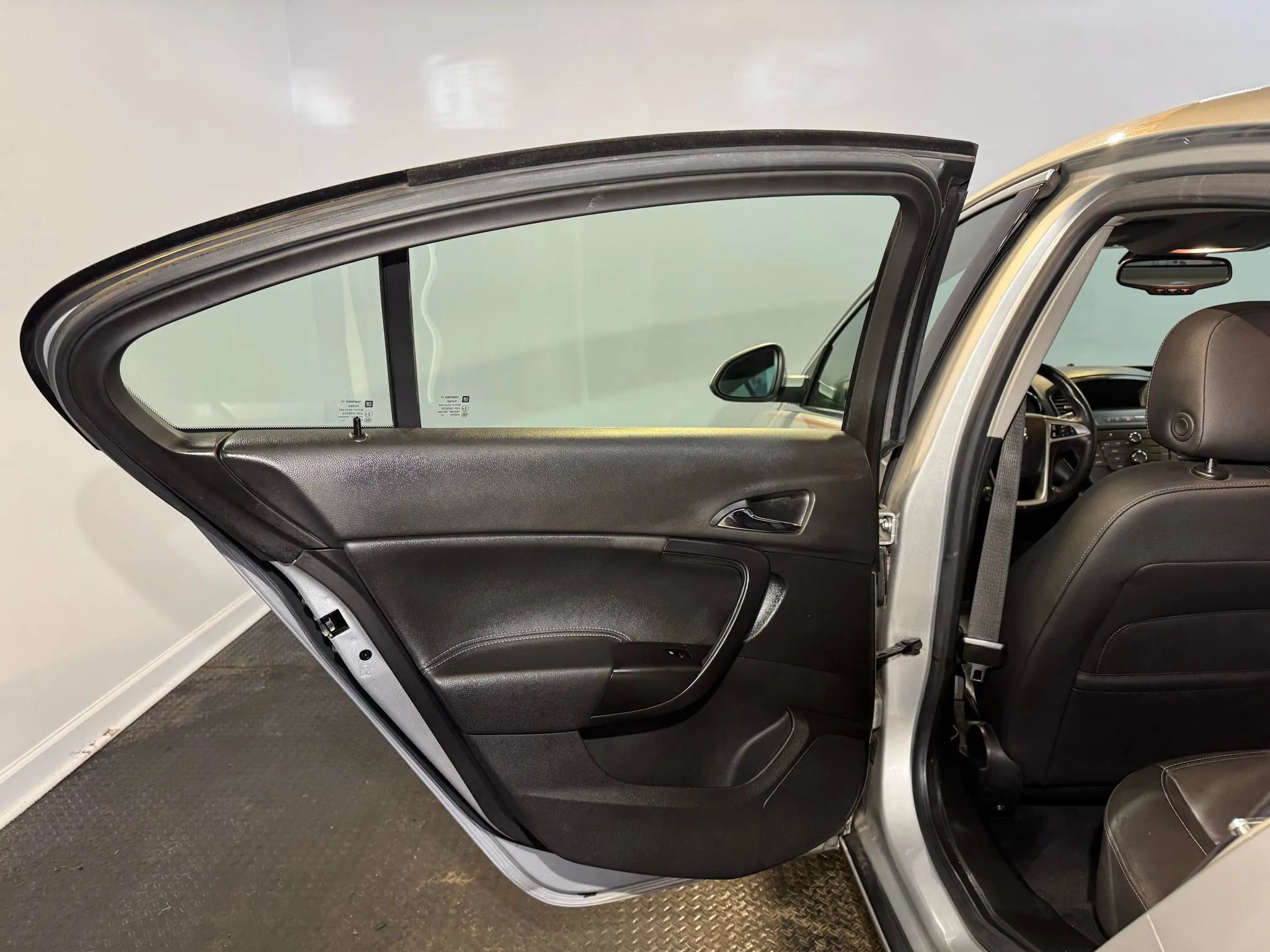 Used 2011 Buick Regal CXL FWD image 21