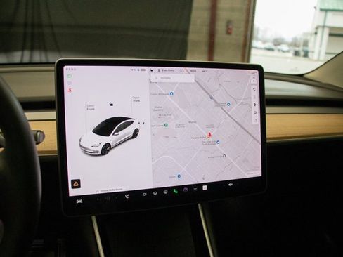 Used 2020 Tesla Model 3 Long Range image 28