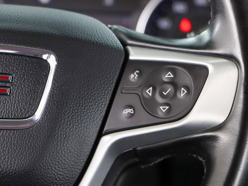 Used 2023 GMC Acadia SLT FWD image 14