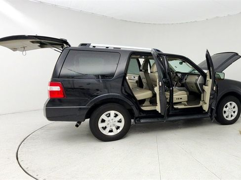 Used 2010 Ford Expedition Limited image 13